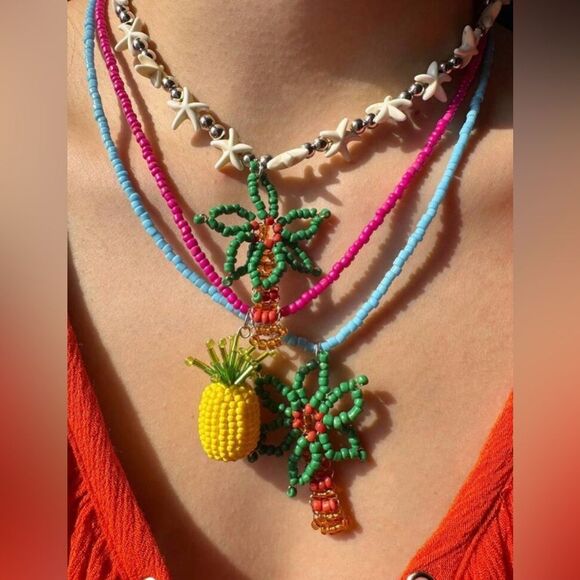Green and Yellow Tropical Charm Necklace S912 - Picture 1 of 4